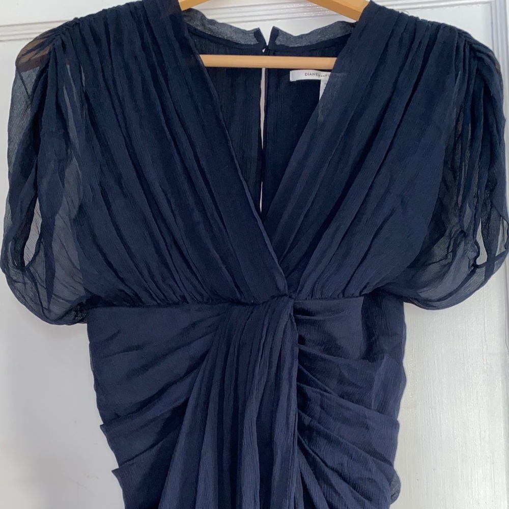 DVF navy silk dress size 4